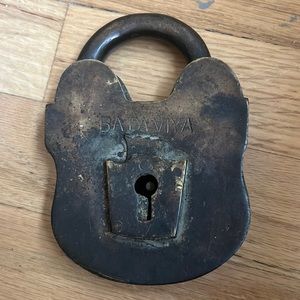 Batavia Antique Padlock